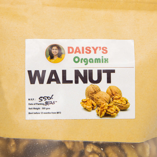 Daisy Organic's Walnut (500g)